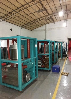 1000kg χωρητικότητα Hopper Υγροσκοπικό αφυγραντικό από πλαστικό για πλαστικό βούλεμα ή γκρι