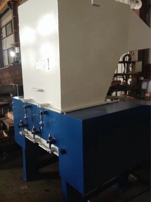 Κεντρική βιομηχανική πλαστική Granulator καταστροφέων εγγράφων γρήγορη ταχύτητα μηχανών skd-11 og-30FS