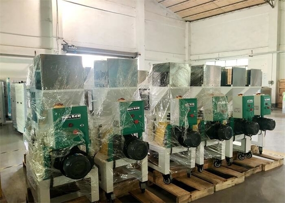 Sprues και ατελειών αργόστροφο πλαστικό Granulator άσπρο χρώμα og-3LS μύλων 2.2KW