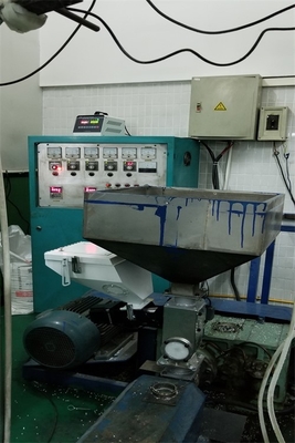 220V / 380V πλαστική μίξης μηχανών μονάδα χορήγησης της δόσης Masterbatch ογκομετρική